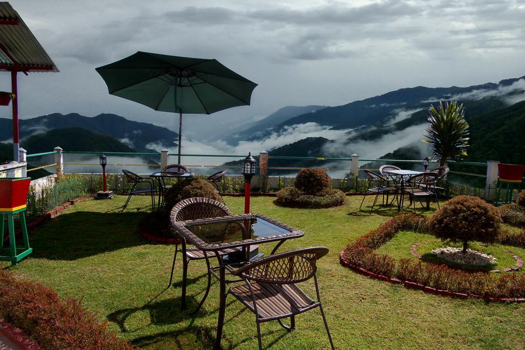 Central Nirvana Darjeeling  Eksteriør bilde