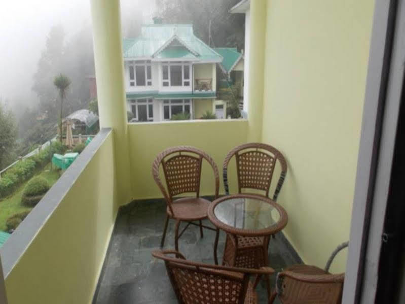 Central Nirvana Darjeeling  Eksteriør bilde