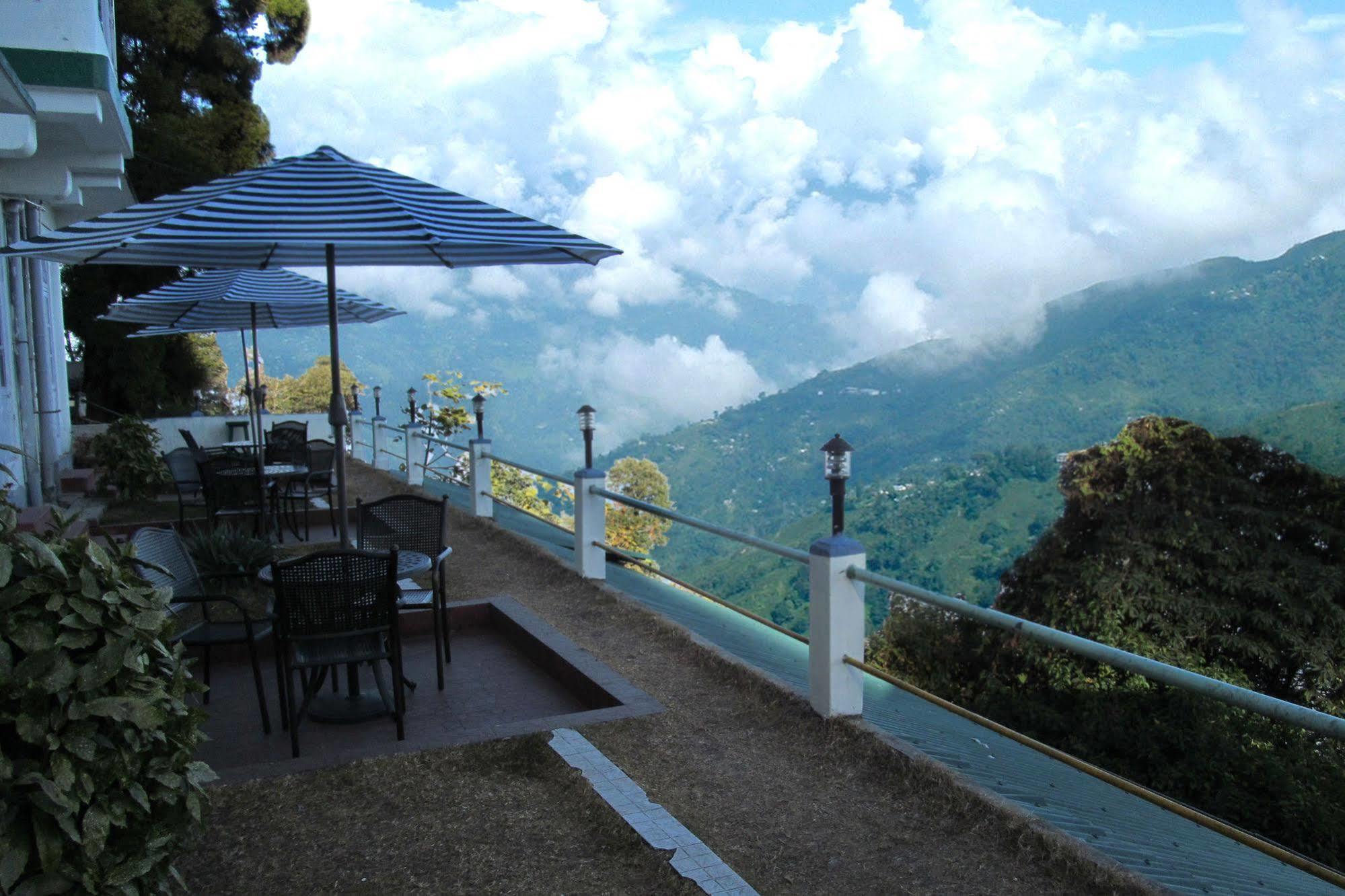 Central Nirvana Darjeeling  Eksteriør bilde